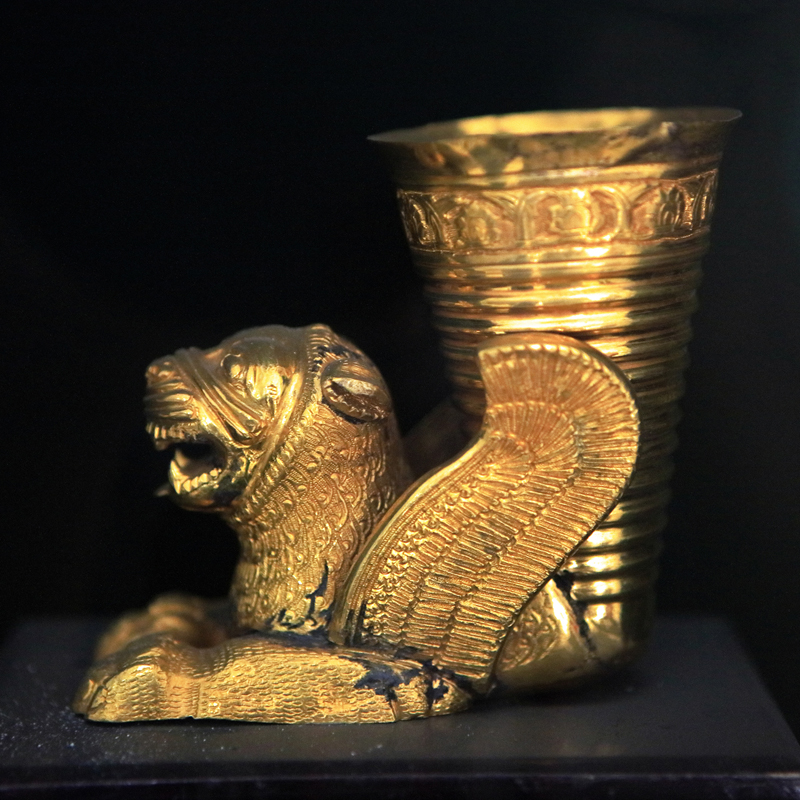 Rhyton
